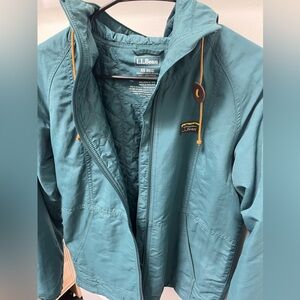 Women’s LL Bean Insulated Mountain Classic Full Zip Jacket